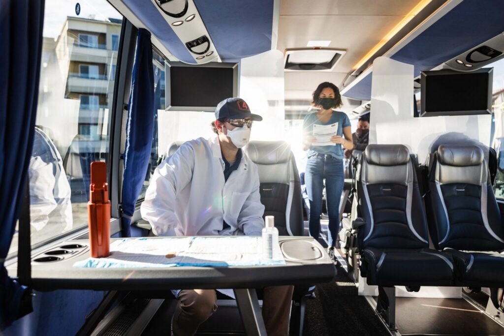 YANKEE LINE Vaccination Unit